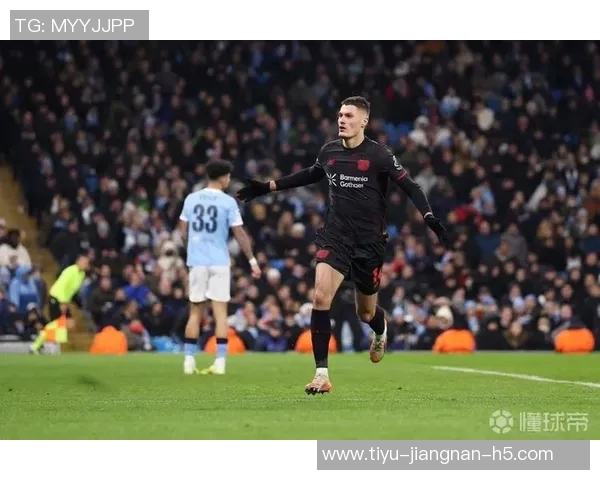 埃切维里在药厂沉寂不前曼城归来或成他职业生涯的稳妥之选