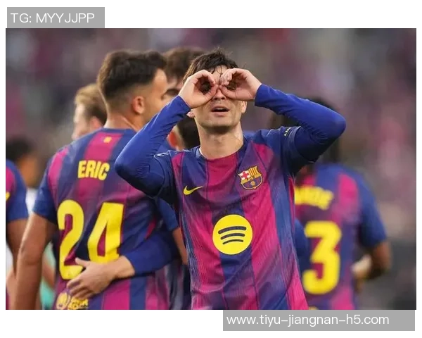 佩德里分享趣事：比赛日刮胡子成母亲的强制要求让我倍感压力